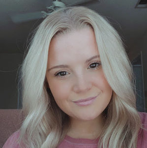 Meet your Posher, Katlyn